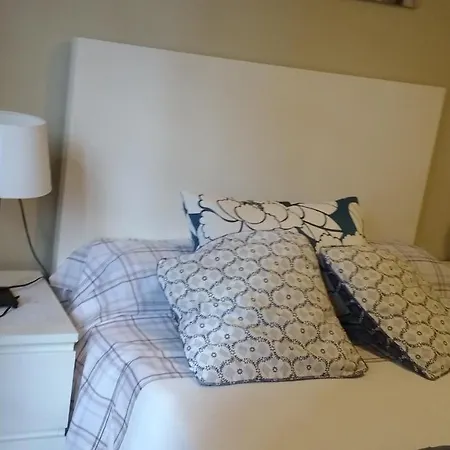Apartman Wifi,casco Historico,junto A La Catedral, *