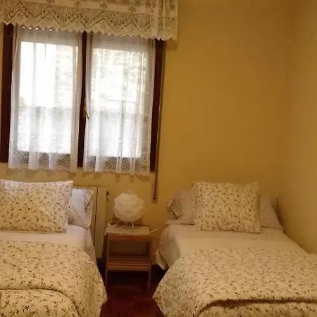 Wifi,casco Historico,junto A La Catedral, Appartement Oviede